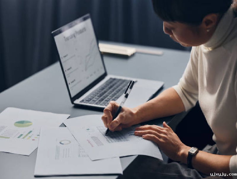 从语音识别到意图分析：AI呼叫系统的工作逻辑图解